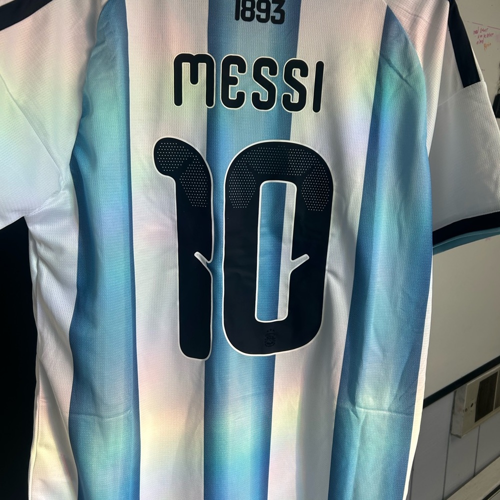 Adidas Argentina Lionel Messi jersey - Picture 4 of 9